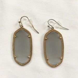 Kendra Scott Jewelry - Kendra Scott Elle Earring in Slate Cat's Eye Kendra Scott Jewelry - Kendra Scott Elle Earring in Slate Cat's Eye